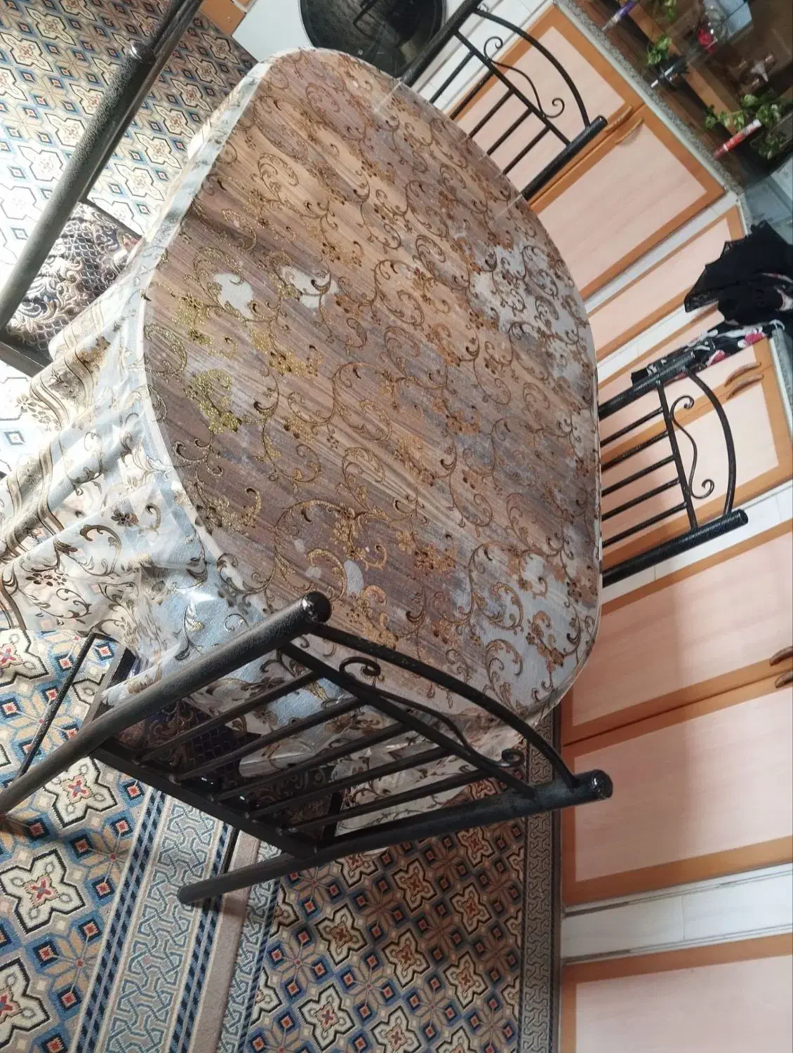 میز ناهار خوری|میز و صندلی غذاخوری|ابریشم, |دیوار