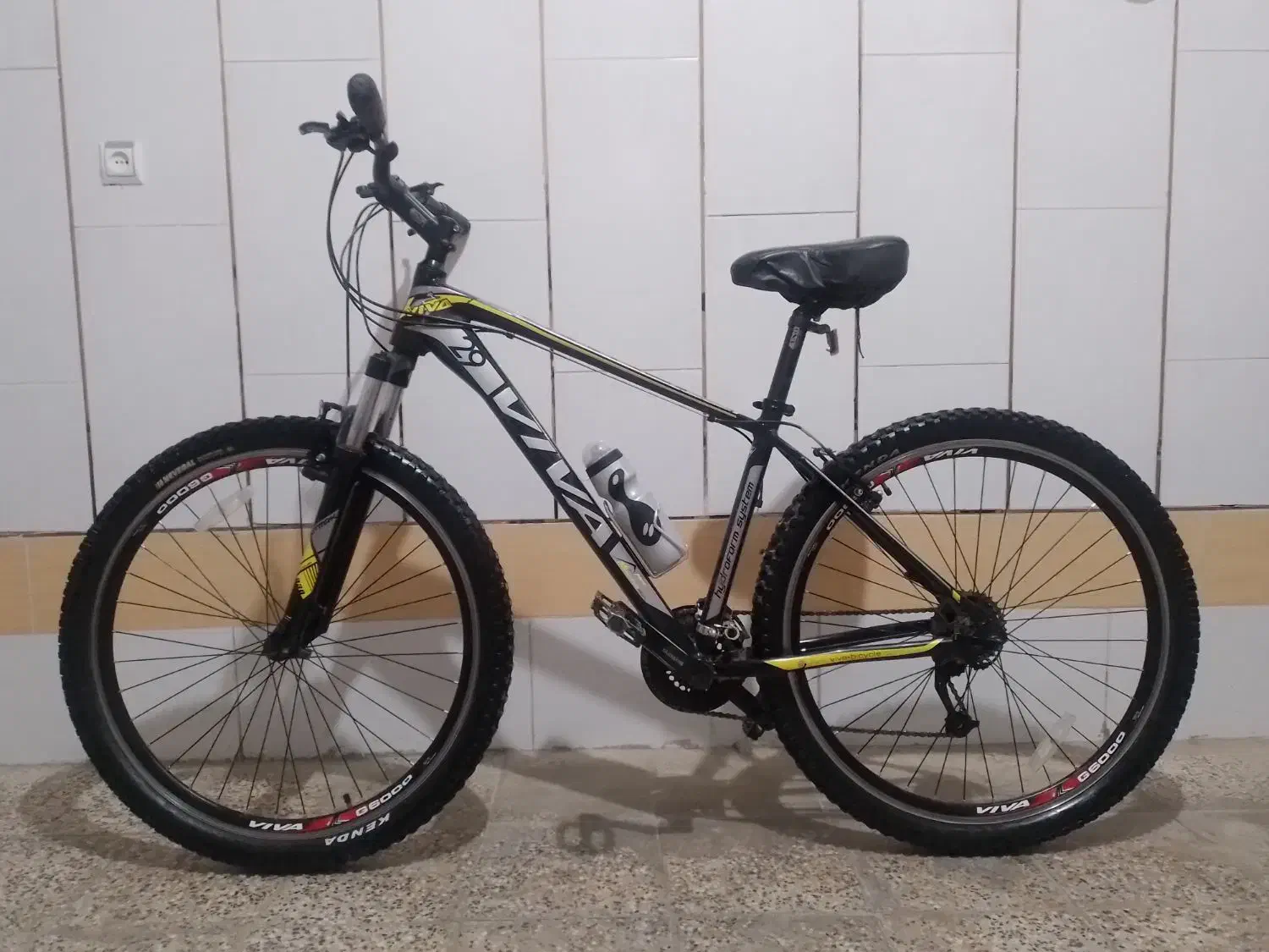 چرخ ویوا سالم و تمیز|دوچرخه، اسکیت، اسکوتر|نجف‌آباد, جعفرآباد|دیوار