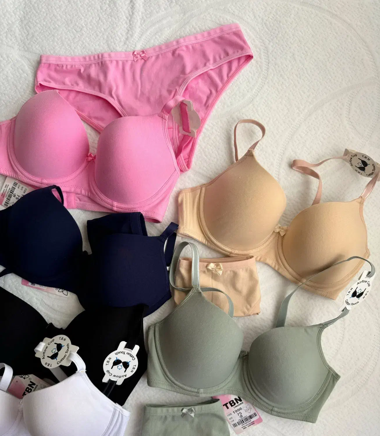 لباس زیر زنانه|لباس|اردبیل, |دیوار