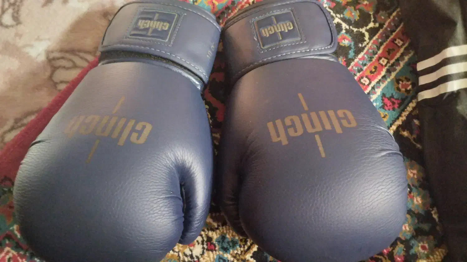 دستکش بوکس کلینچ|تجهیزات ورزشی|رودسر, |دیوار