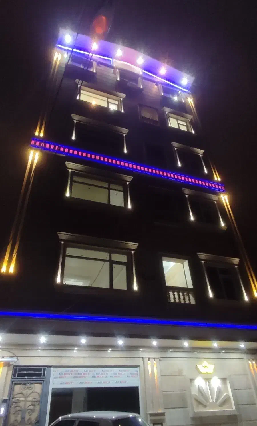 برق کار|خدمات پیشه و مهارت|ساوه, |دیوار