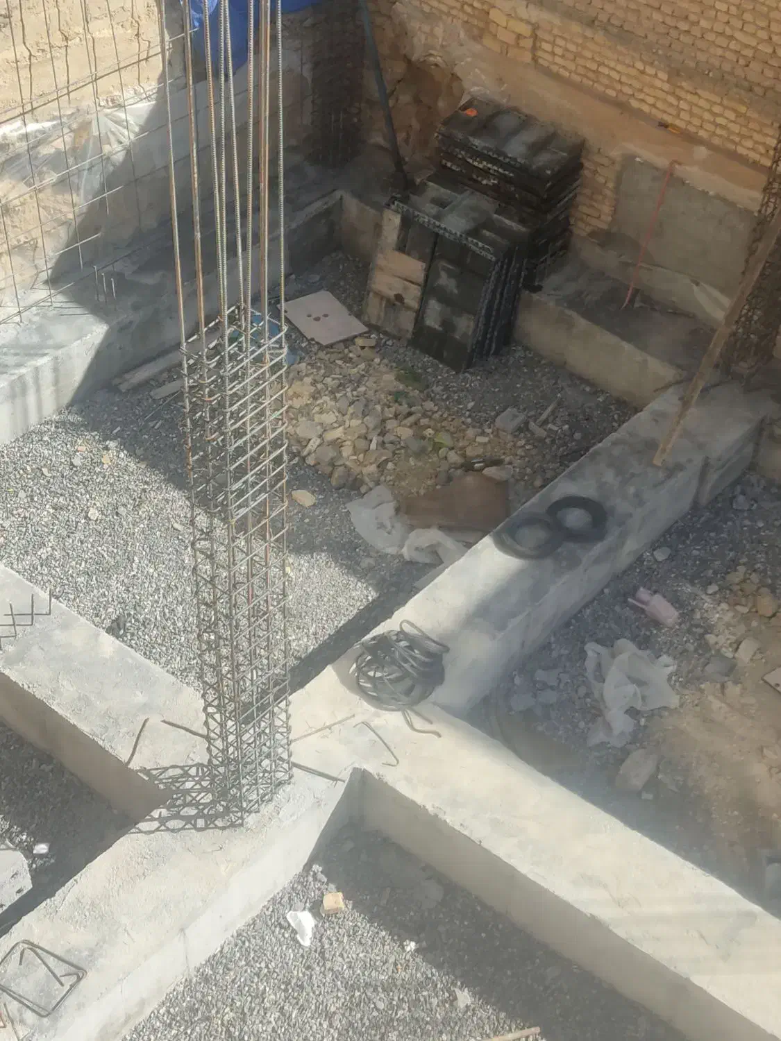 کارگر قالب بند روزمزد|استخدام معماری، عمران و ساختمانی|فارسان, |دیوار