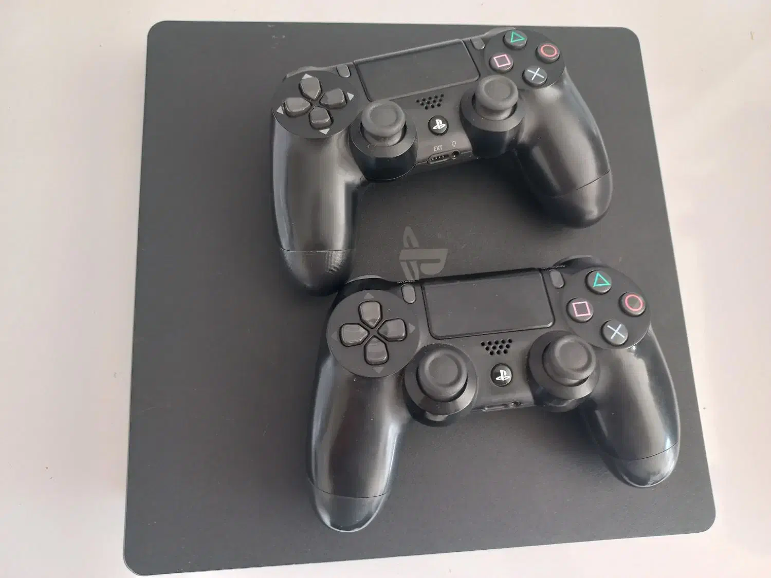 ps4 slim 1 ترابایت جفت دسته همراه با بازی|کنسول، بازی ویدئویی و آنلاین|چغادک, |دیوار