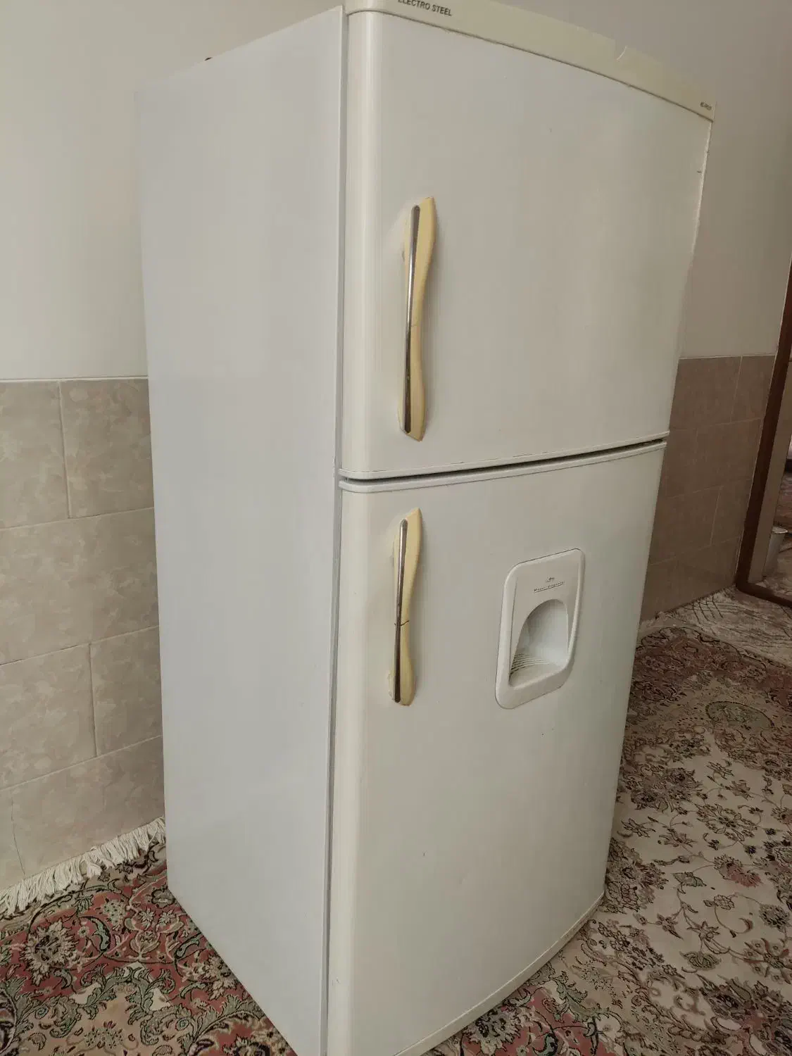 یخچال الکترو استیل فروشی|یخچال و فریزر|میبد, |دیوار