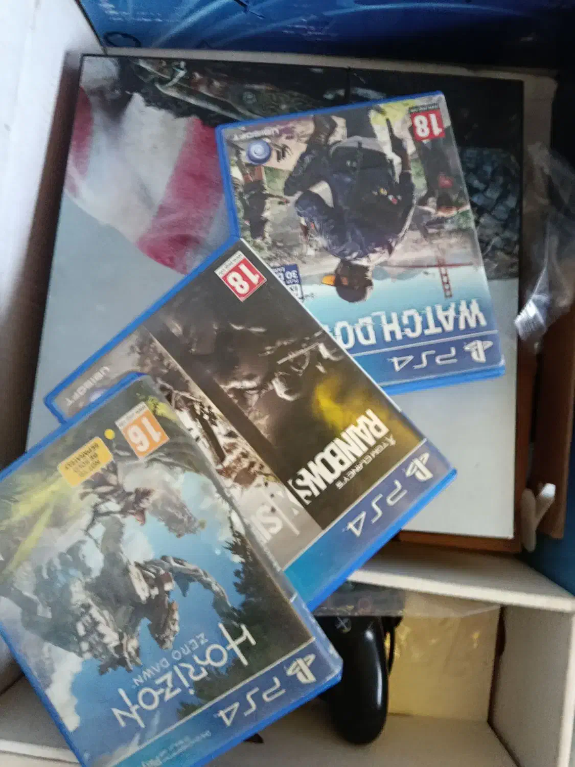 ps4|کنسول، بازی ویدئویی و آنلاین|شیراز, گل سرخ|دیوار
