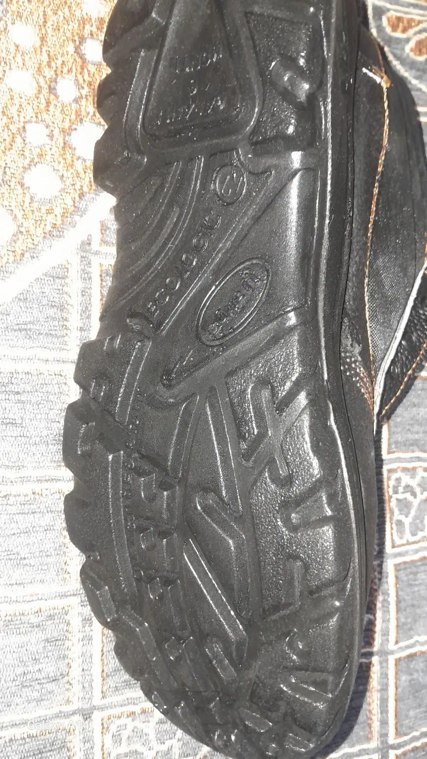 کفش ایمن|کیف، کفش، کمربند|سوسنگرد, |دیوار