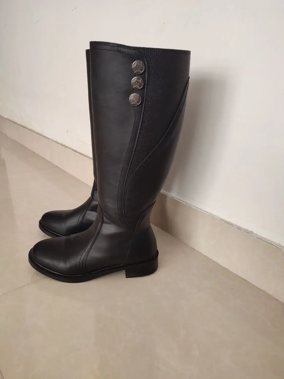 بوت بلند|کیف، کفش، کمربند|نورآباد, |دیوار