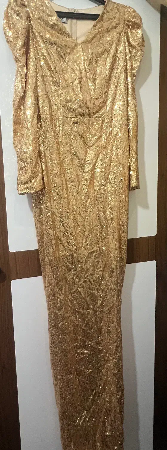 مجلسی|لباس|فردیس, منظریه|دیوار