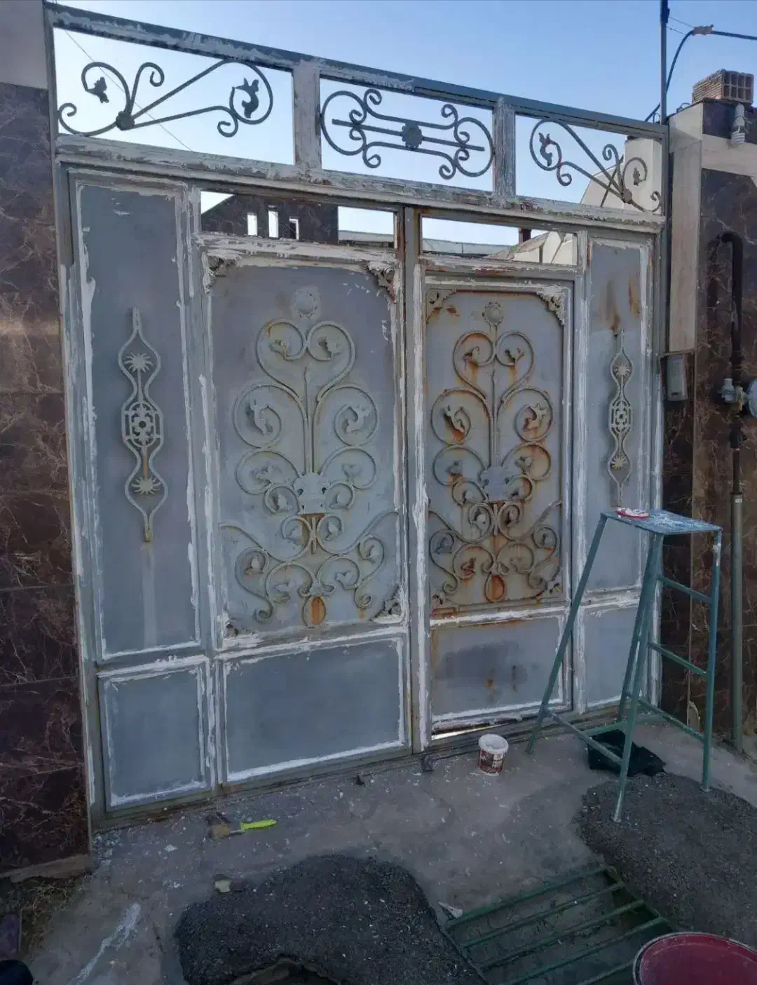 رنگ آمیزی ساده و طرح دار و رنگ آمیزی کناف|خدمات پیشه و مهارت|چابهار, |دیوار