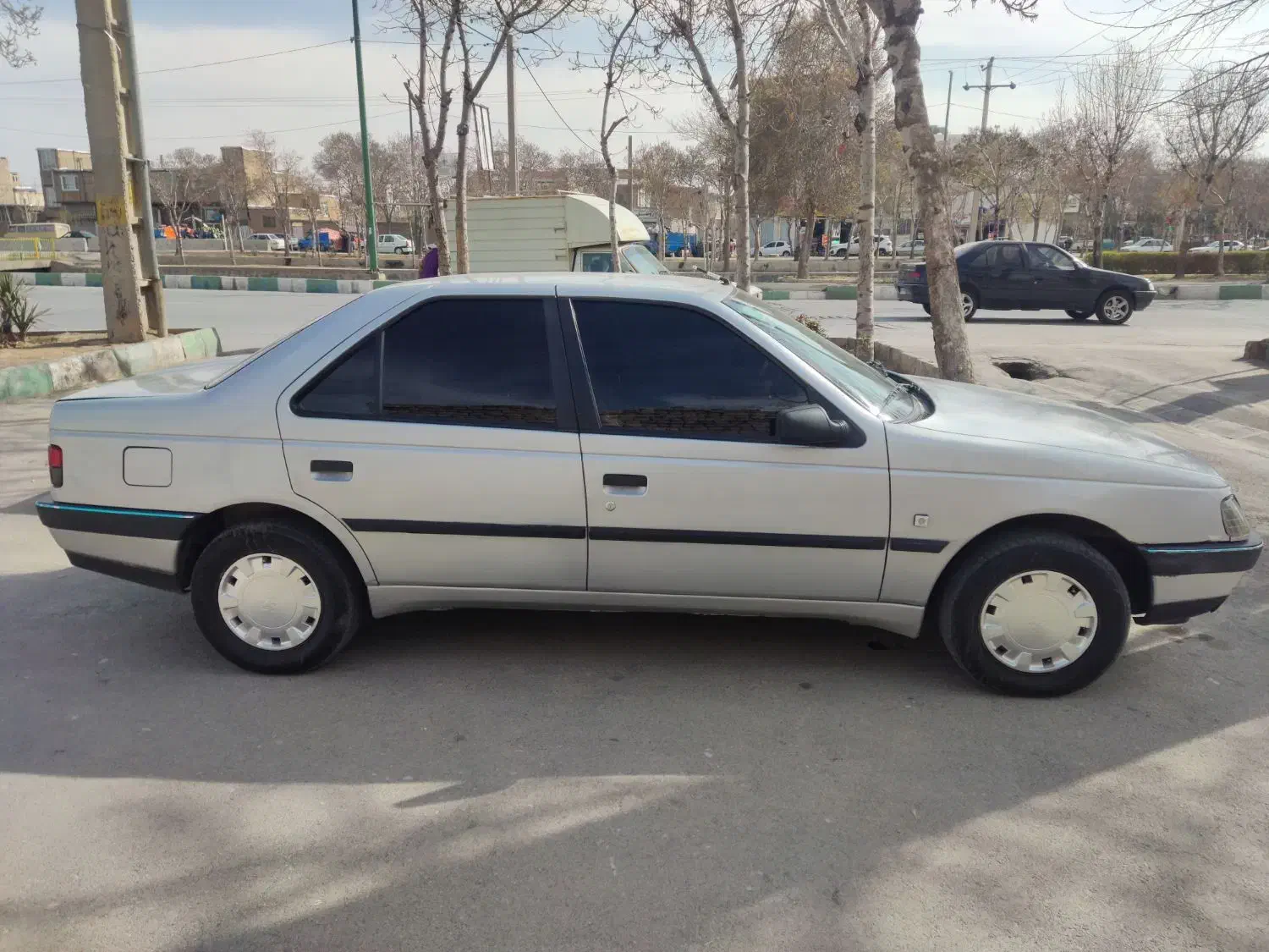 405|خودرو سواری و وانت|اراک, |دیوار