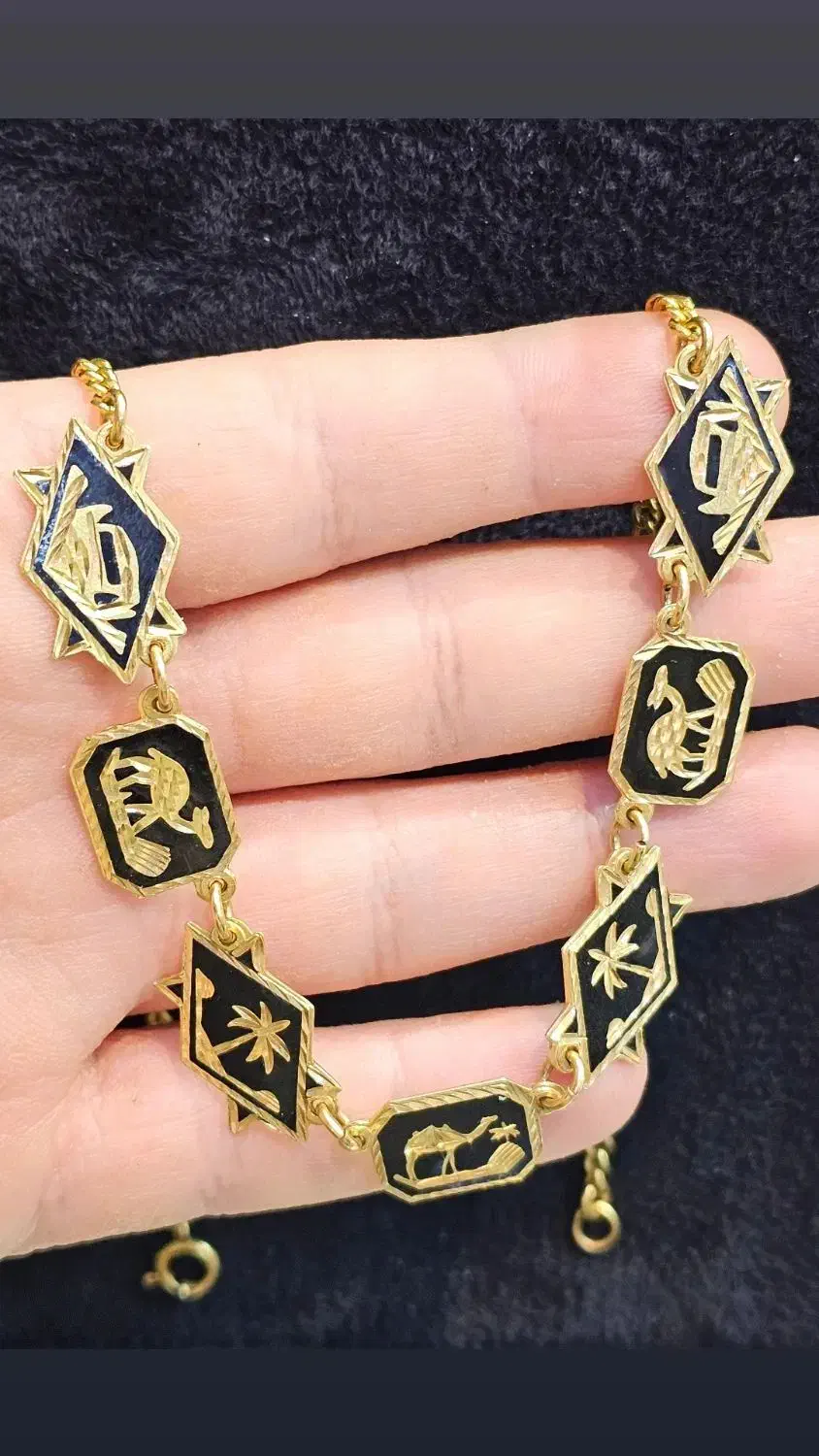 فروش دستبند و گردنبند طلا میناکاری مشکی کم اجرت|جواهرات|اهواز, ۳۰ متری|دیوار