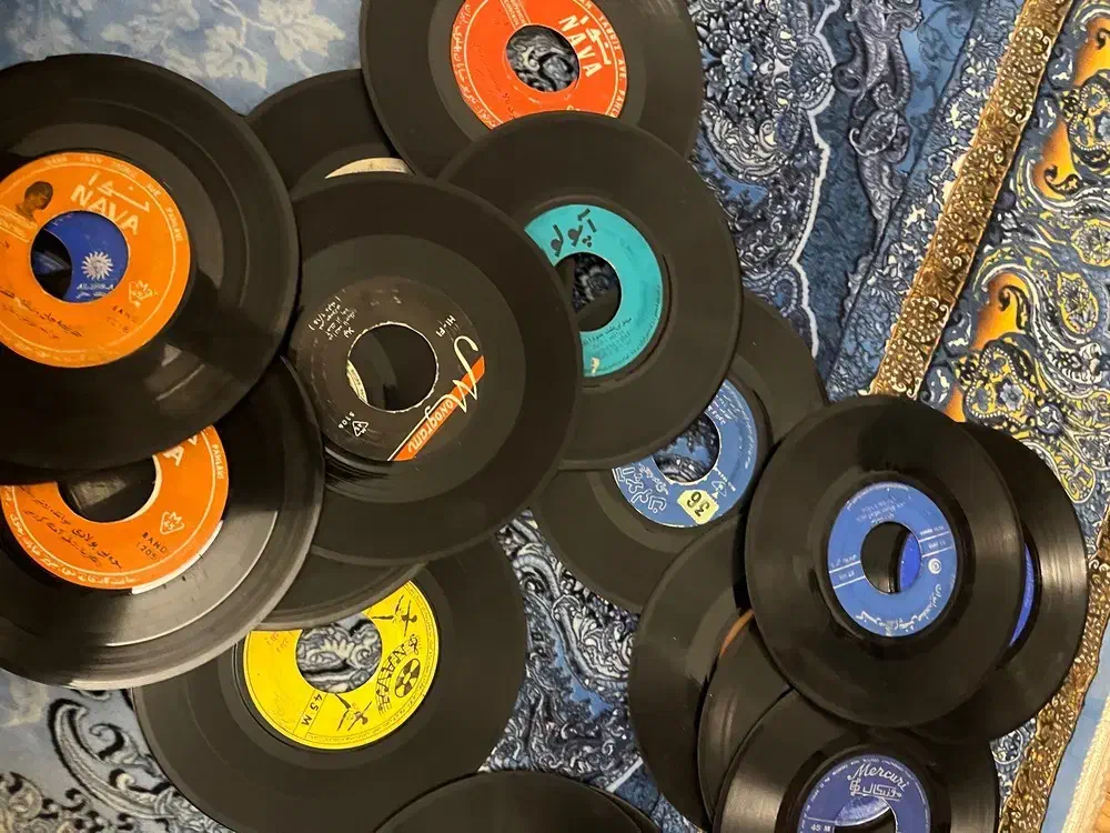 صفحه گرام انتیک|کلکسیون اشیاء عتیقه|تهران, مسعودیه|دیوار