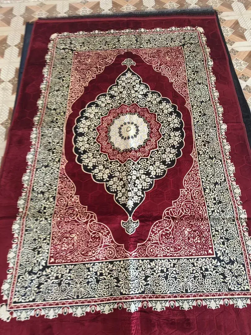 پتو فرش 6متری خارجی رنگ قرمز مناسب کرسی یلدا|روفرشی|کرمانشاه, |دیوار