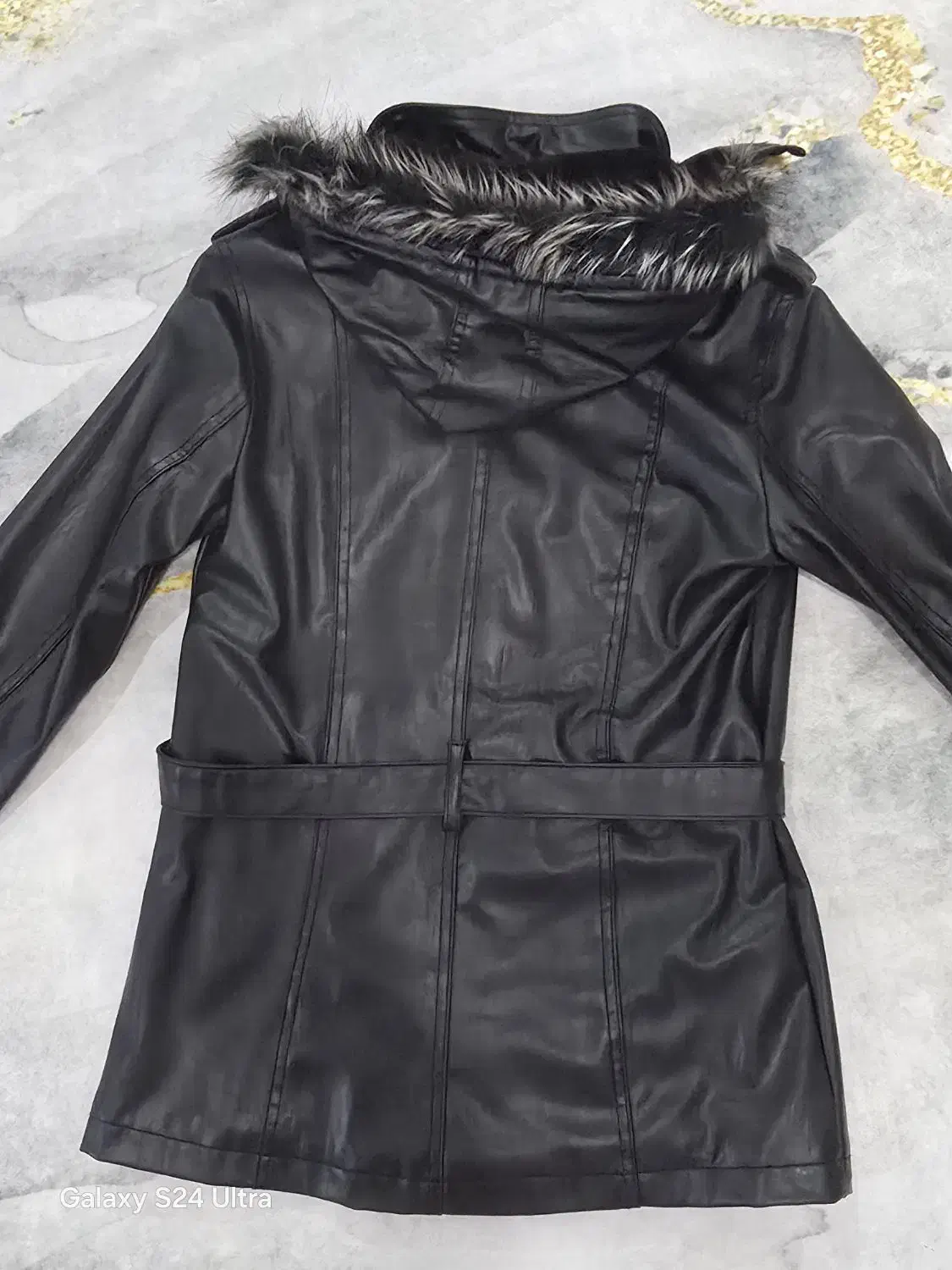 کاپشن چرمی|لباس|ماکو, |دیوار