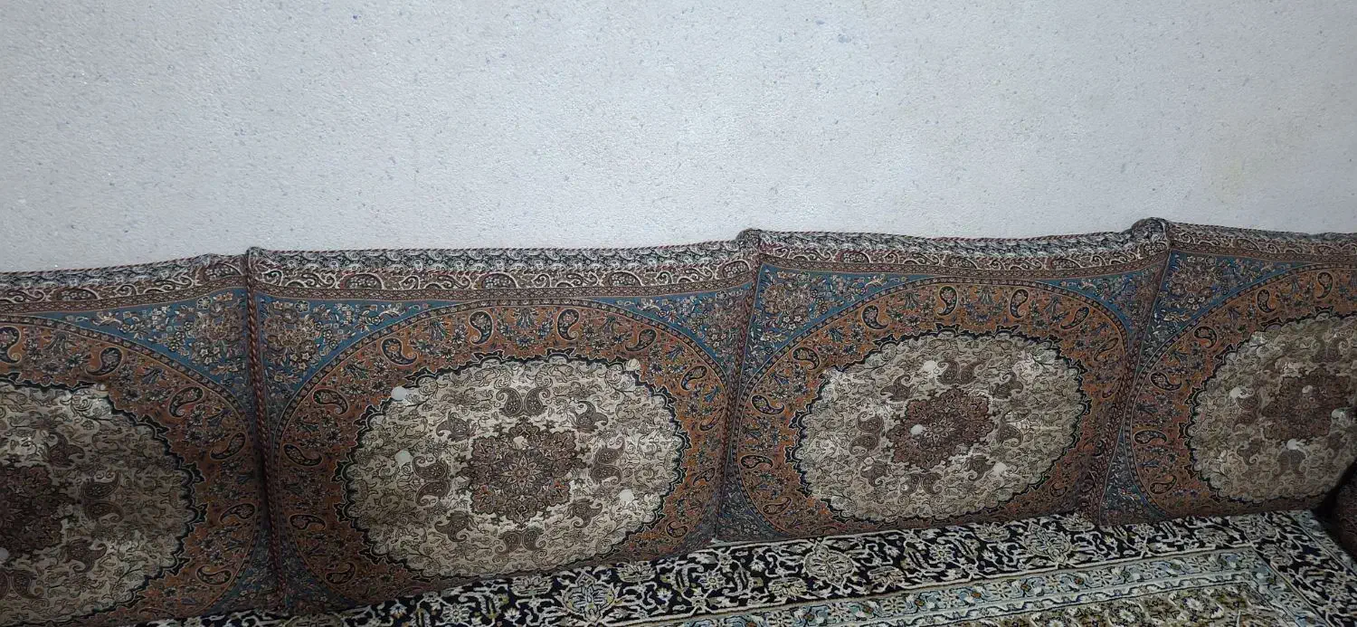 پشتی ترمه شاه‌نشین|پشتی|کرج, عظیمیه|دیوار