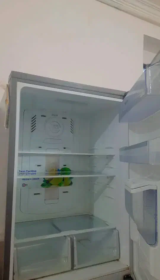 یخچال فریزر کلور۳۰فوت|یخچال و فریزر|زاهدان, |دیوار