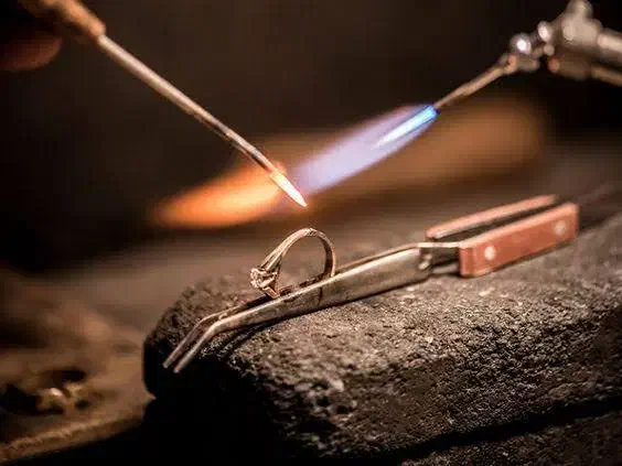 تعمیرو آبکاری طلا و نقره|جواهرات|بناب, |دیوار