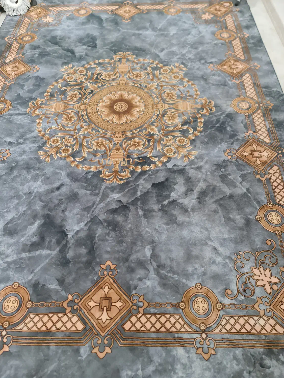 فرش ماشینی ۹ متری نو|فرش|ورامین, شهرک فجر|دیوار