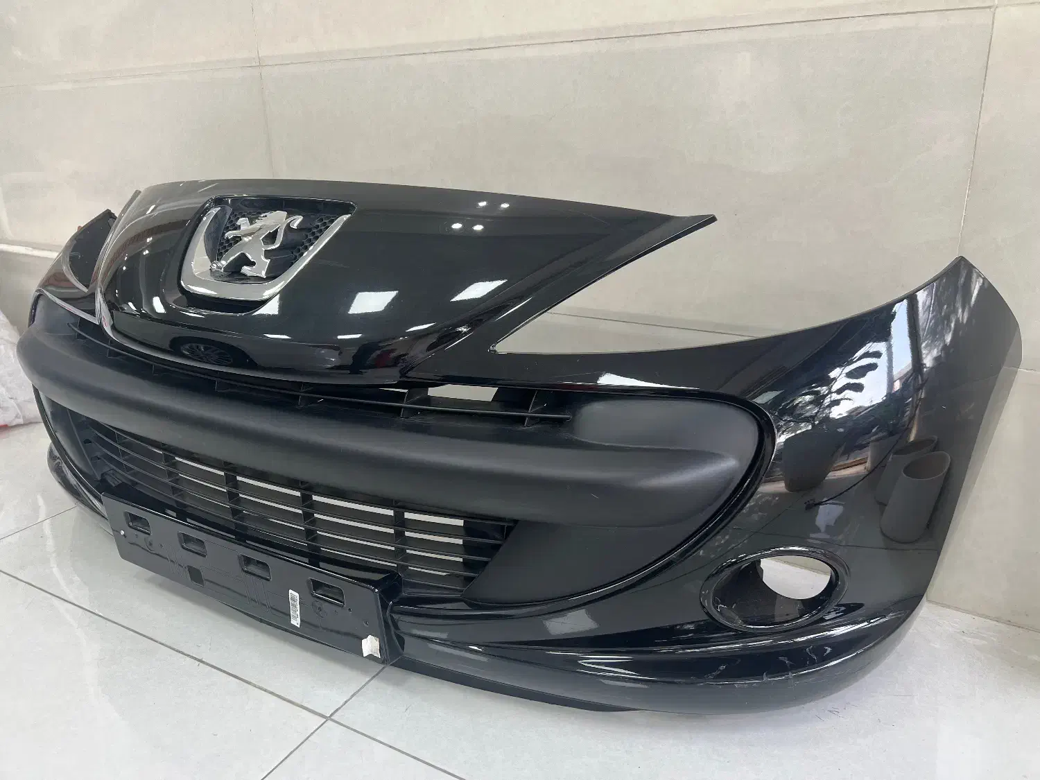 سپر جلو ۲۰۷ مشکی|قطعات یدکی و لوازم جانبی|لاهیجان, کوی خزر|دیوار