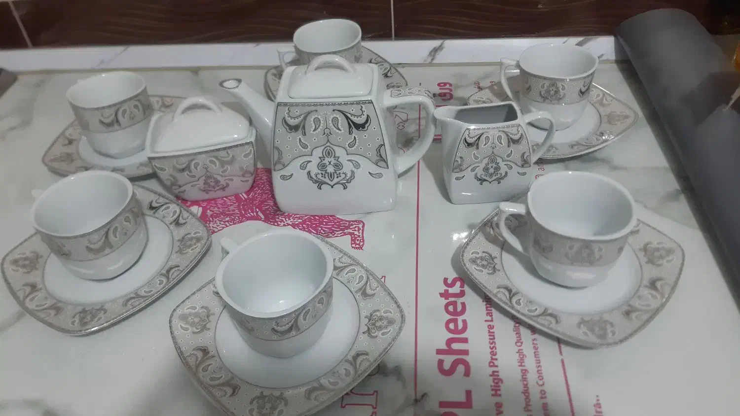 سرویس صبحا نه  خوری|ظروف سرو و پذیرایی|بناب, |دیوار