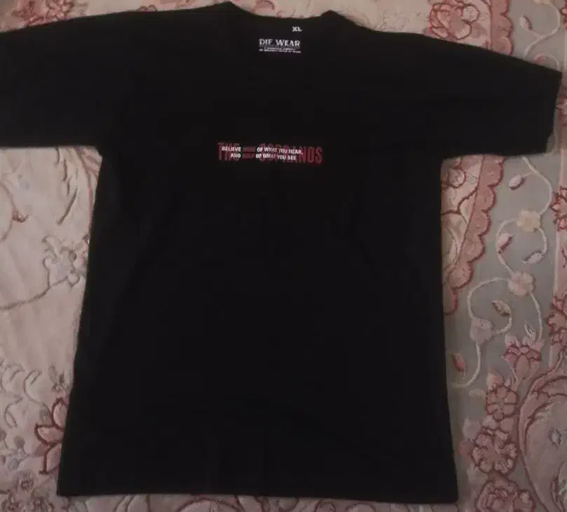 تیشرت کاملا نو طرح سوپرانوز|لباس|شهریار, شهریار|دیوار