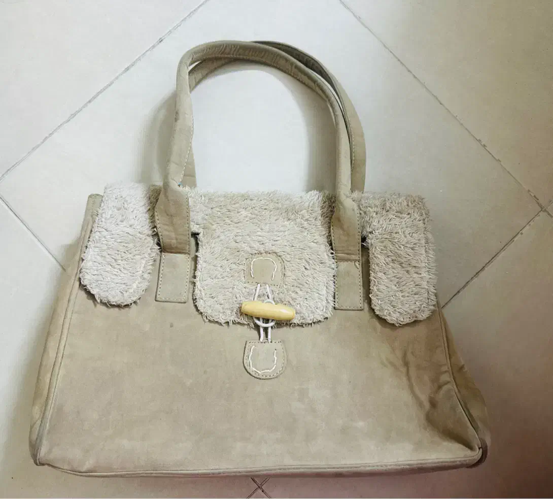 چکمه و کیف و صندل و شال|کیف، کفش، کمربند|اصفهان, پروین|دیوار