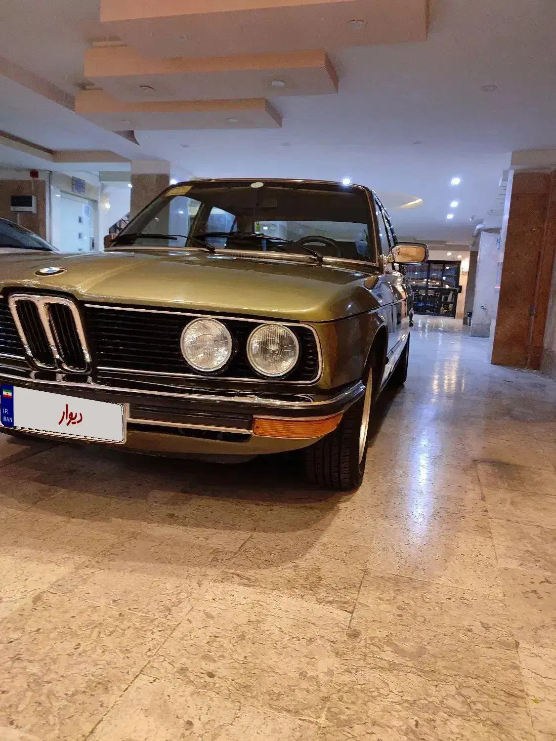 بی ام و ۵۱۸ مدل ۷۸ رنگ ارتشی|خودرو کلاسیک|کرج, اصفهانی‌ها|دیوار