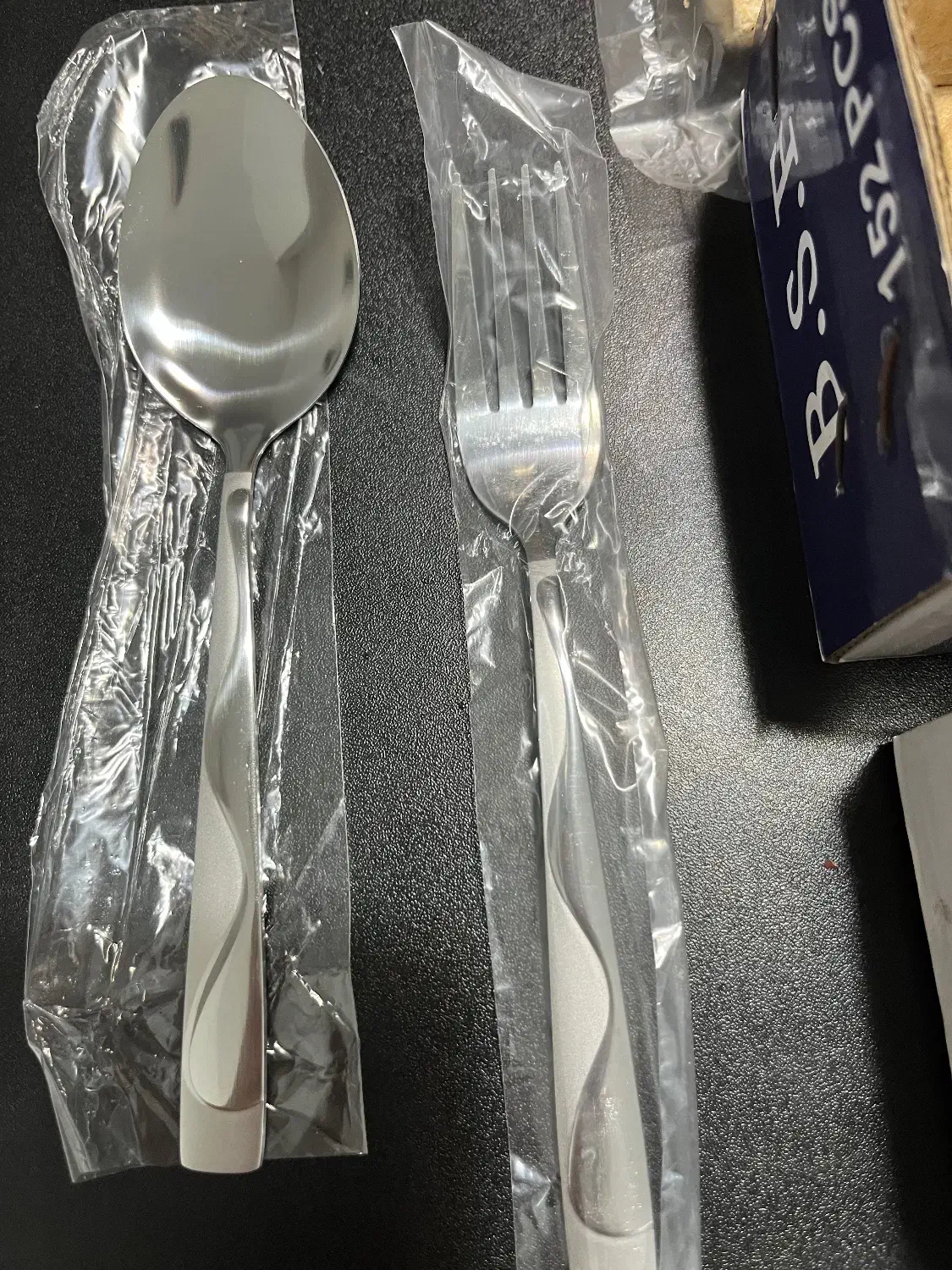 قاشق چنگال کفگیر|ظروف سرو و پذیرایی|فردیس, داوری|دیوار