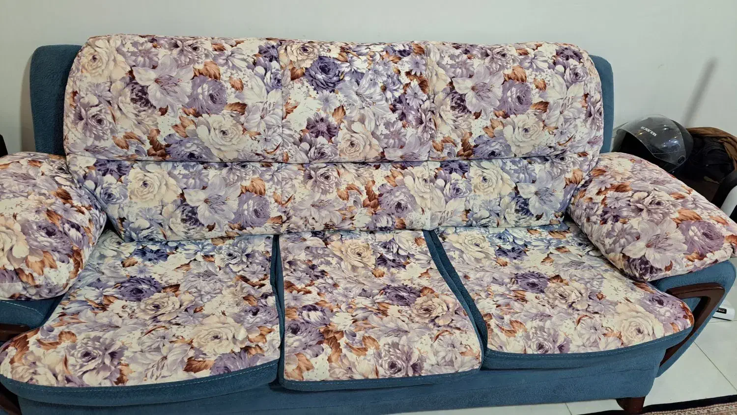 مبل هفت نفره رنگ شاد کاملا راحتی تر تمیز|مبلمان خانگی و میز عسلی|چابهار, |دیوار