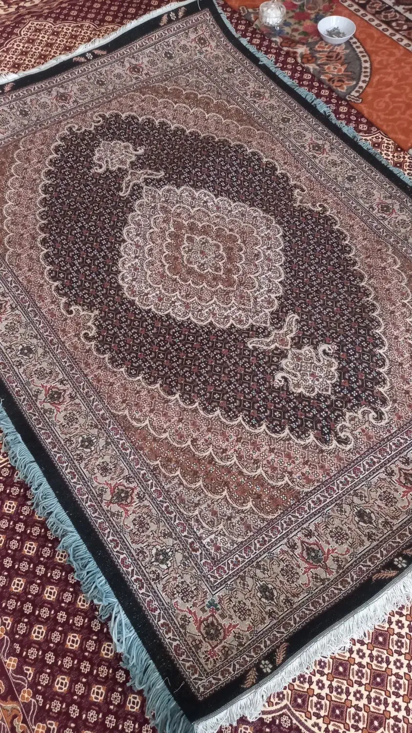 اندازه ۱/۵۰در۲ فرش ماهی کمال‌الملک خوی دستبافت|فرش|خوی, |دیوار