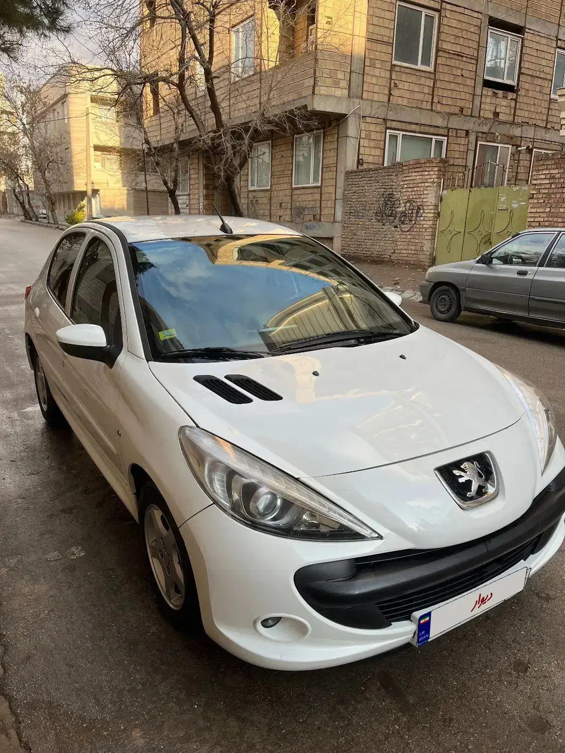 پژوi۲۰۷|خودرو سواری و وانت|نیشابور, کوی فرهنگیان|دیوار