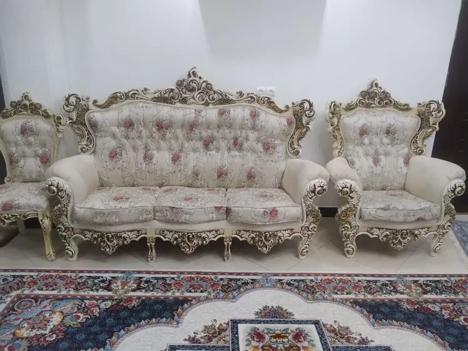 مبل سلطنتی چوبی|مبلمان خانگی و میز عسلی|ساری, |دیوار