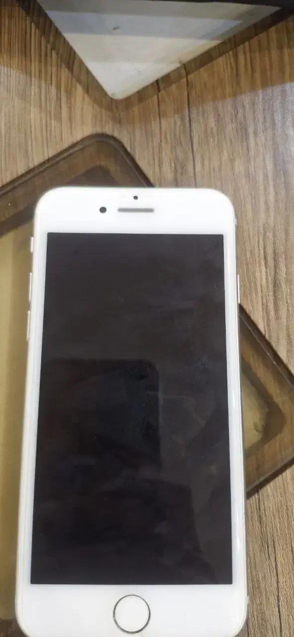 ایفون 8 256|موبایل|فولادشهر, A4|دیوار