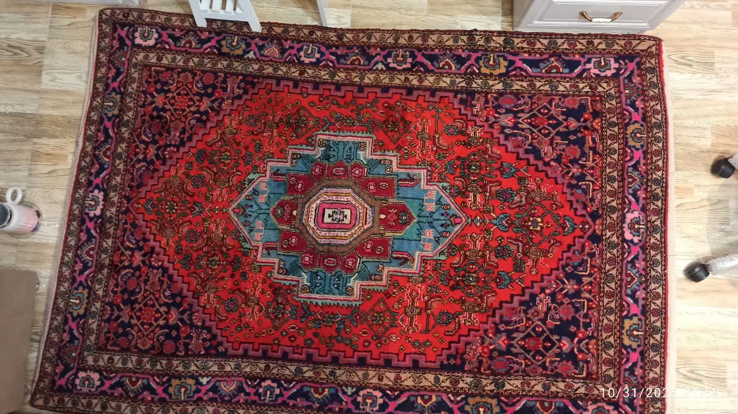 فرش دستباف قدمتدار اندازه ۱۳۳ در ۱۹۰|فرش|هشتگرد, تهران دشت|دیوار