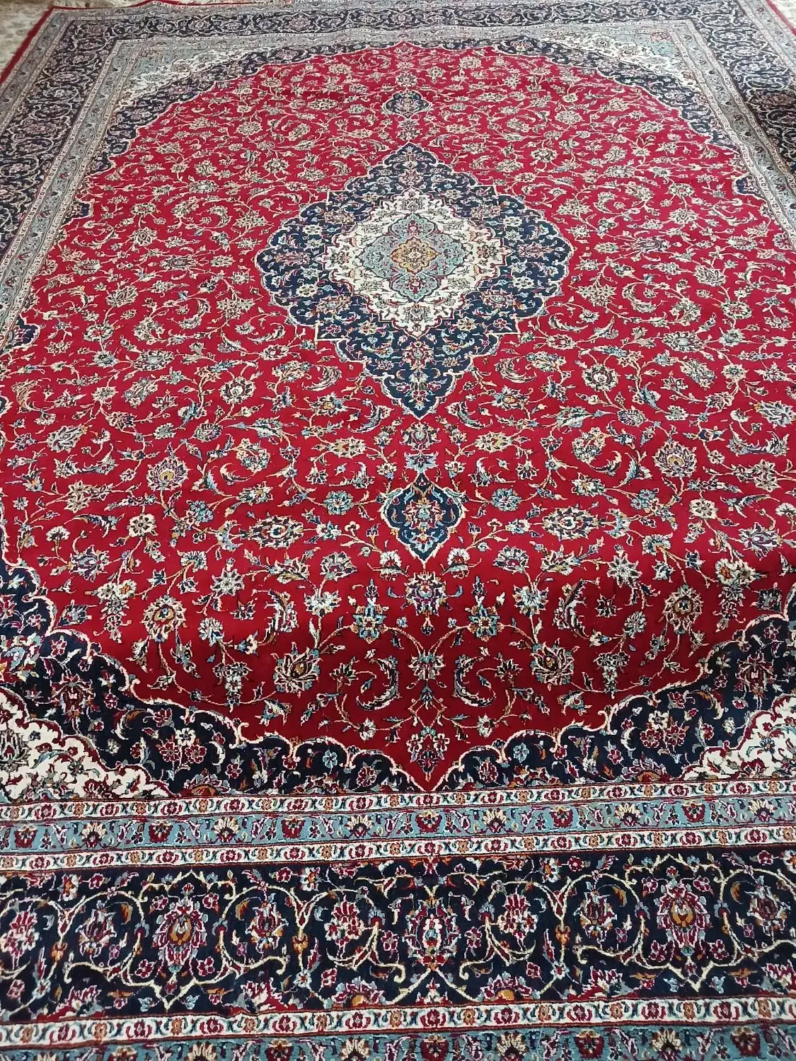 فرش ۱۲ متری|فرش|کاشان, زیارتی|دیوار