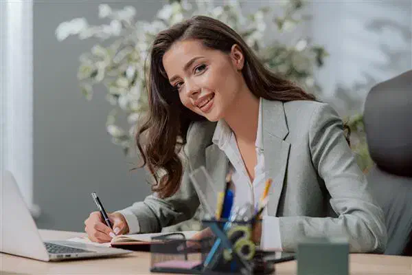 دستیار مدیر عامل با دریافتی خاص|استخدام اداری و مدیریت|تهران, پاسداران|دیوار