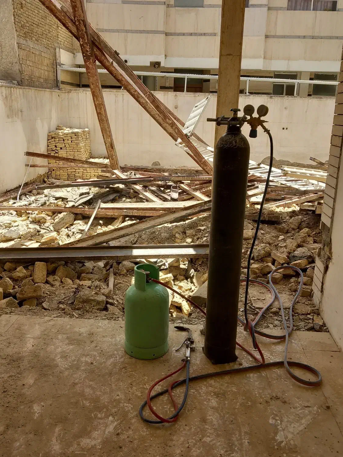 تخریب ساختمان شیار وبرشکاری (هوابرش)خرید ضایعات|خدمات پیشه و مهارت|اسلامشهر, شهرک واوان|دیوار