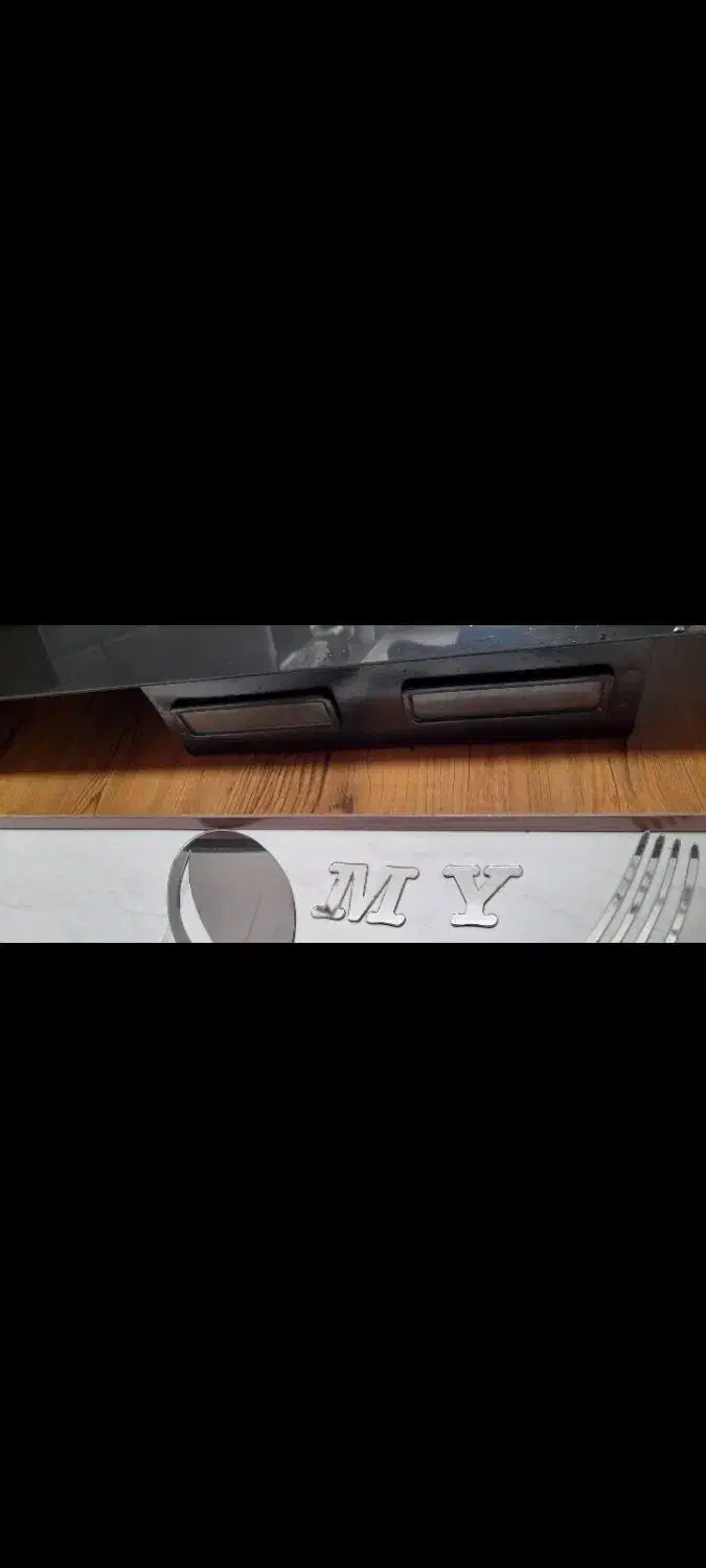 هود لمسی|هود|بندر انزلی, کلیور|دیوار