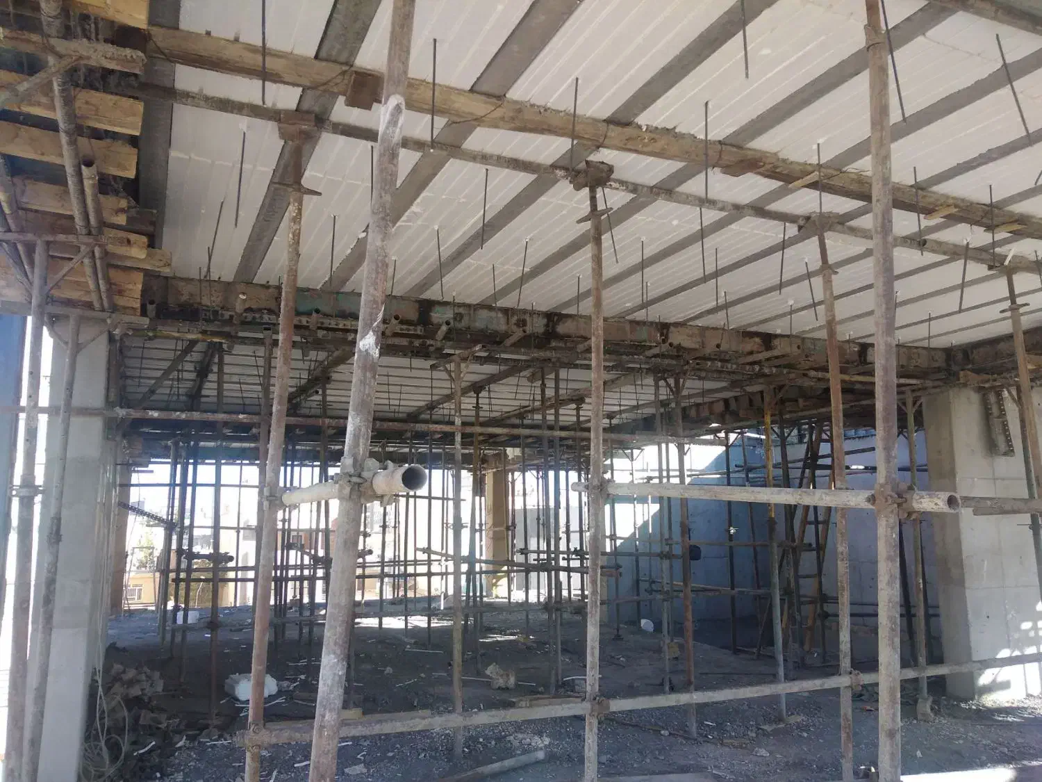 ساخت سازه های بتنی/سوله/سالن/واحد های مسکونی|خدمات پیشه و مهارت|تربتحیدریه, فرمانداری|دیوار