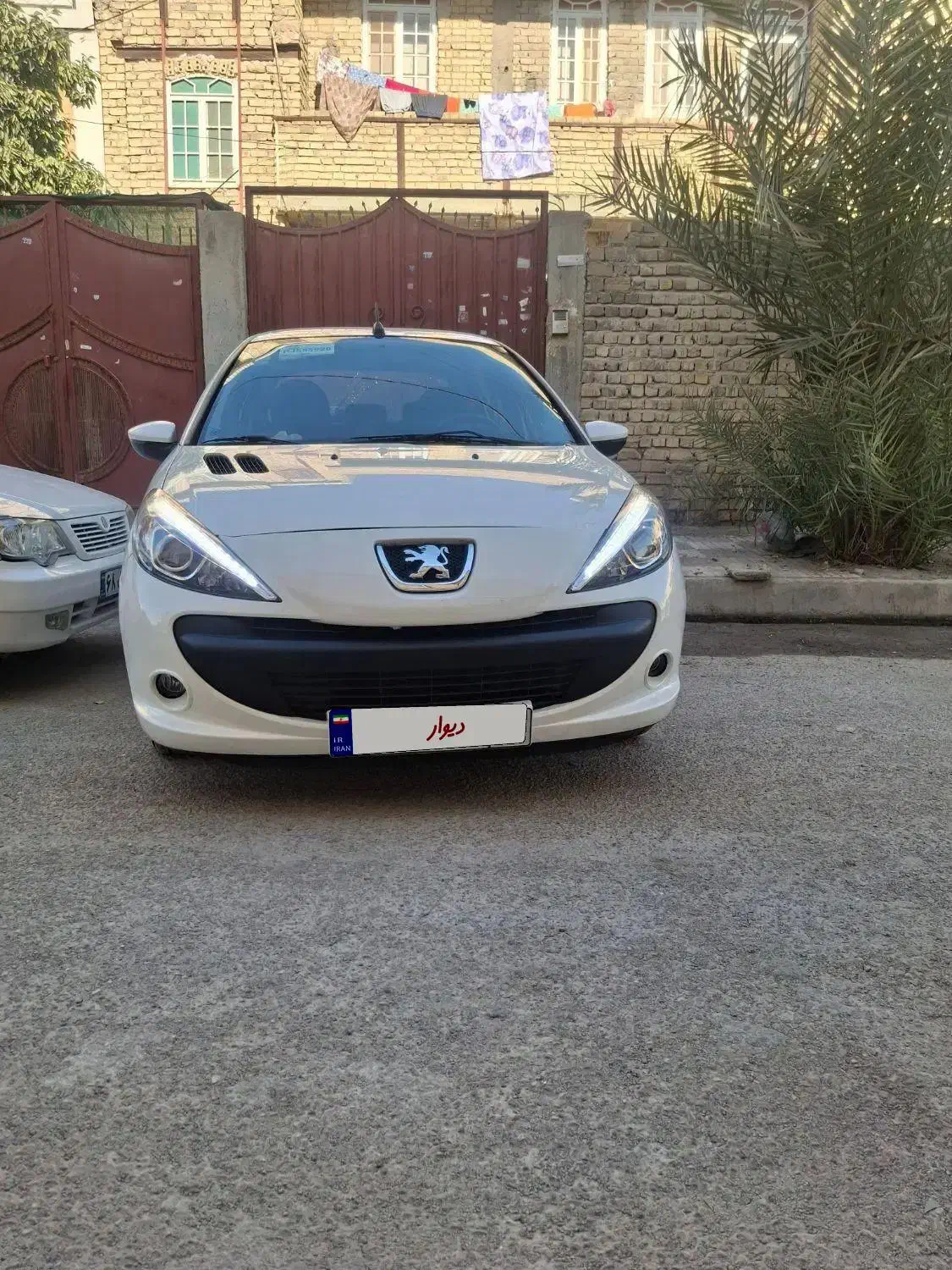 ۲۰۷ تیپ ۵ رنگ سفید بیمه ۱۰ ماه کارکرد ۳۵۰۰۰|خودرو سواری و وانت|مرودشت, فاز اول شهرک فرهنگیان|دیوار