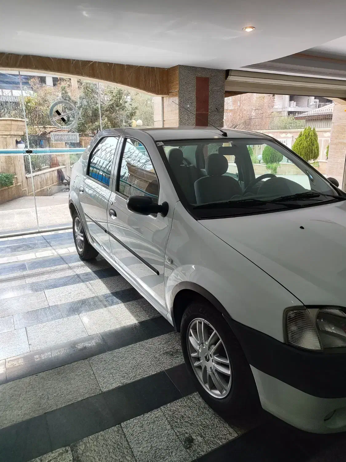 L90E2کم کار وبسیارتمییز|خودرو سواری و وانت|تهران, فردوس|دیوار