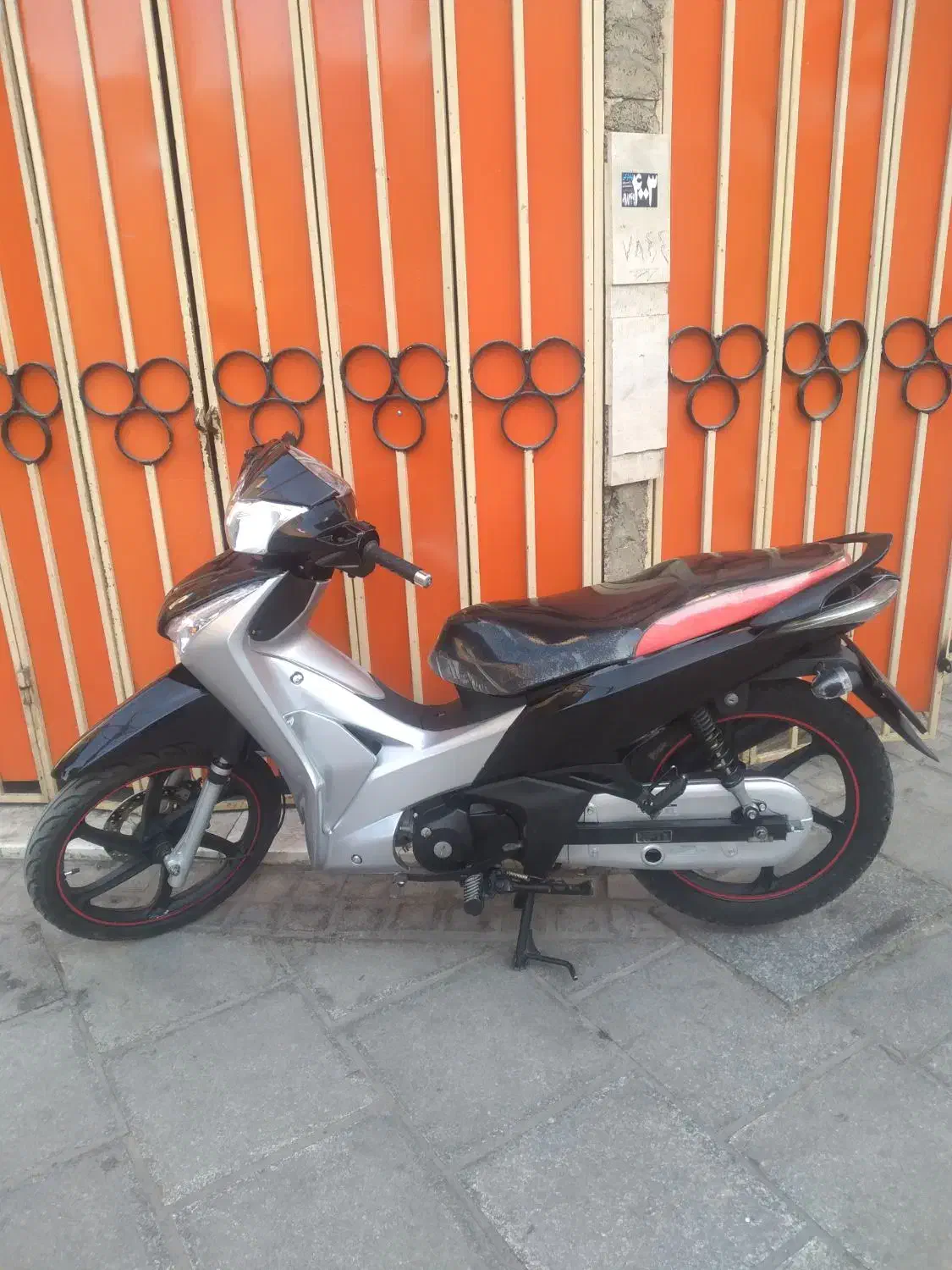 ویو پرواز ناتالی|موتورسیکلت|همدان, |دیوار