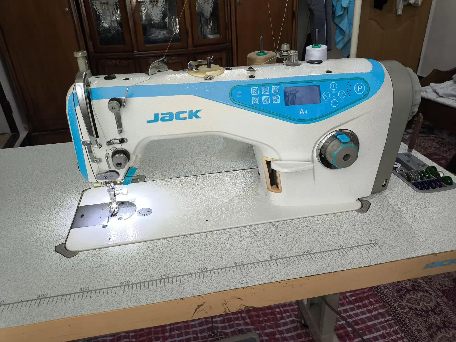 چرخ خیاطی تمام اتوماتیک جک|چرخ خیاطی و ریسندگی|ملایر, |دیوار