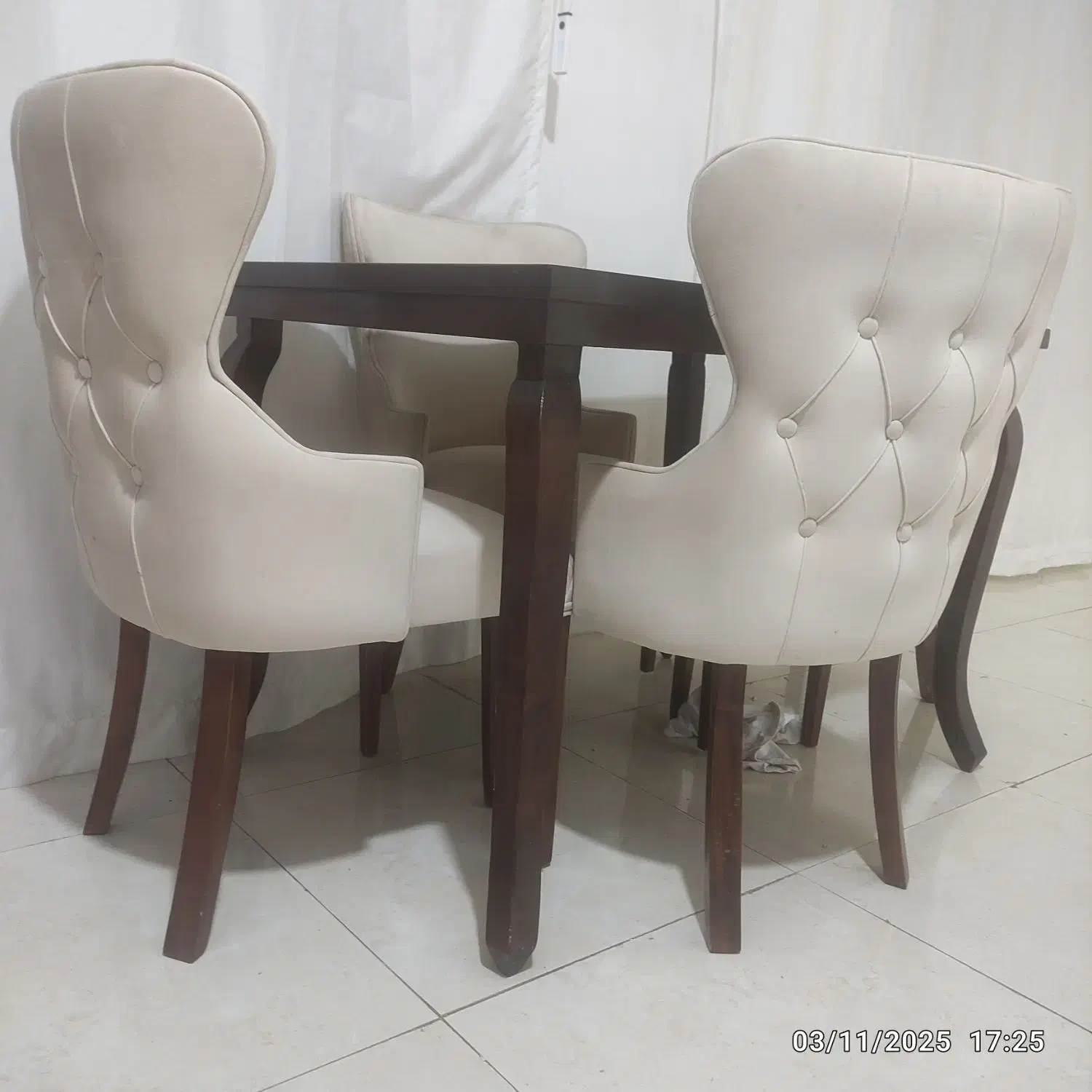 ناهار خوری چهار نفره|میز و صندلی غذاخوری|مشهد, حضرت حجت|دیوار