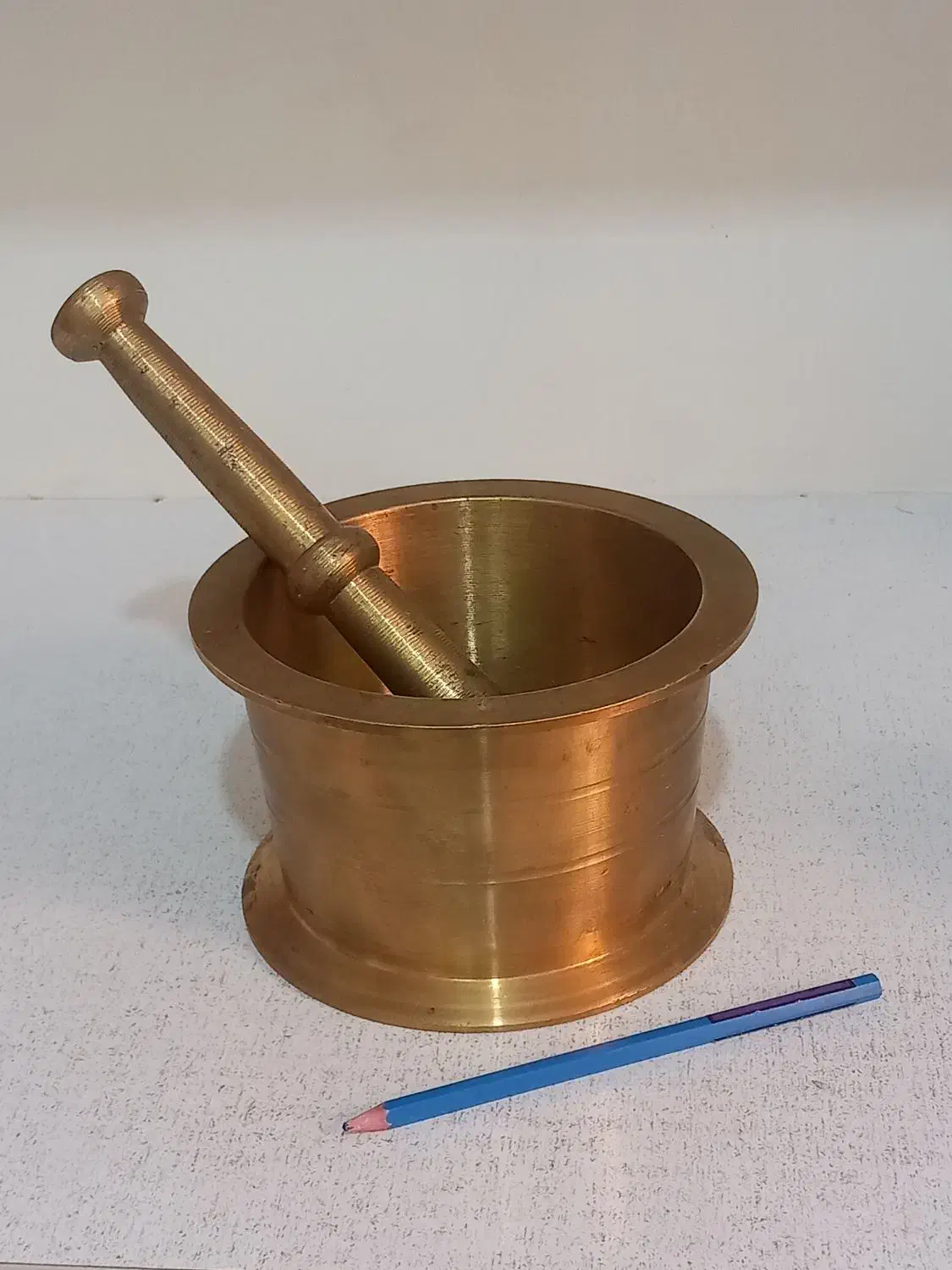 هاون بزرگ ۵ کیلویی برنجی|کلکسیون اشیاء عتیقه|زاهدان, |دیوار