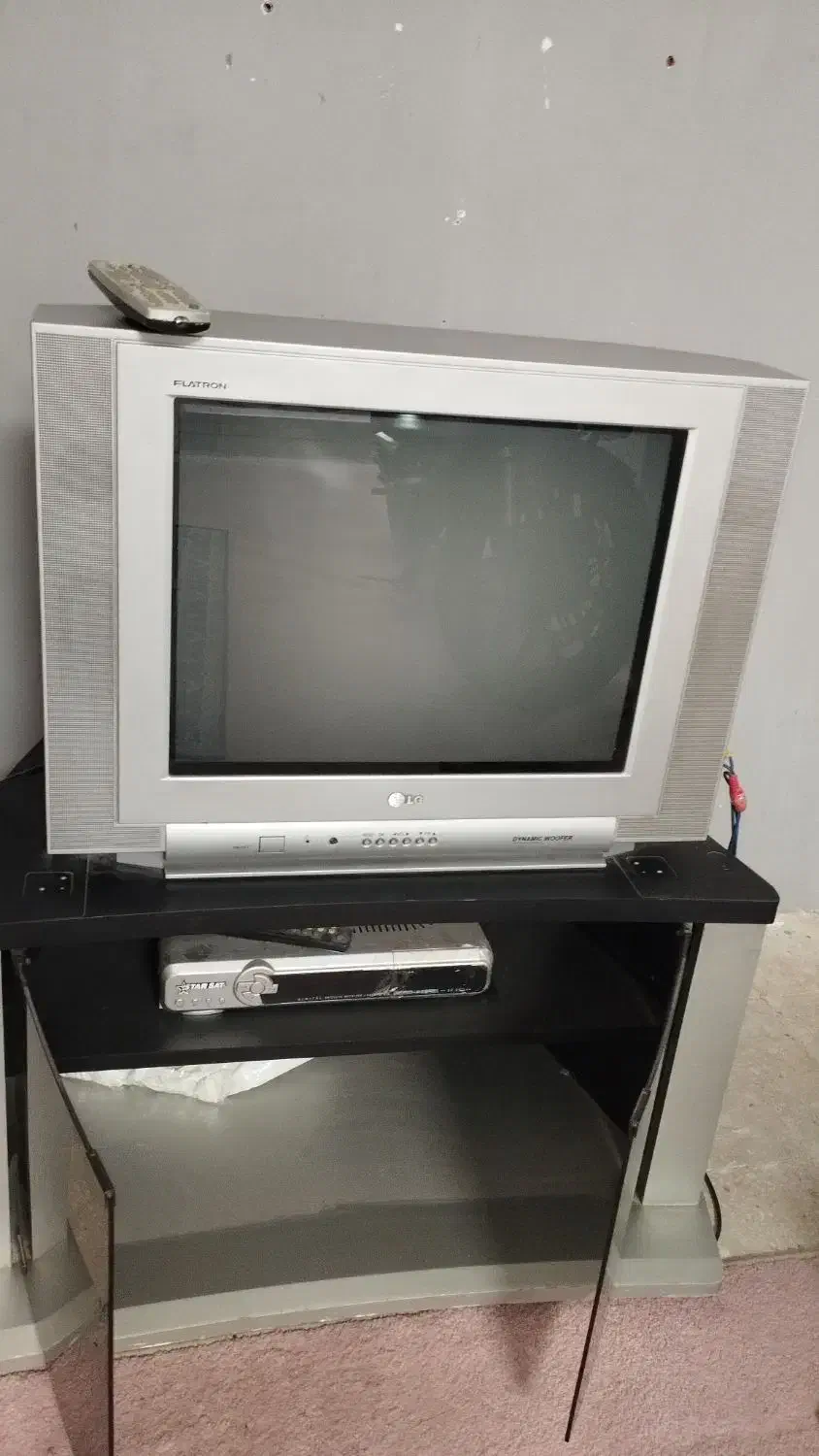 تلویزیون و گیرنده خارجی|تلویزیون و پروژکتور|قزوین, |دیوار