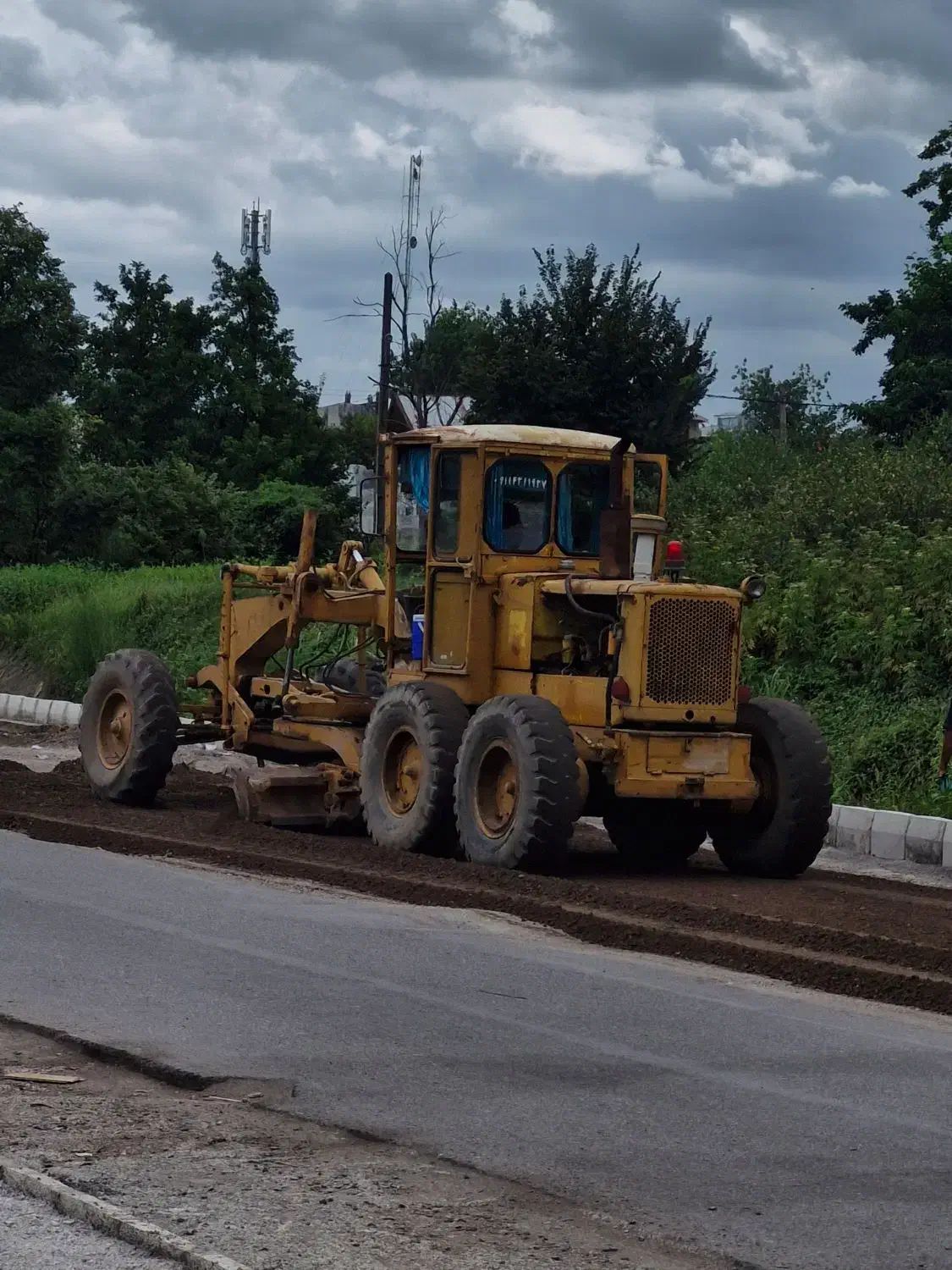 اجاره گریدر وغلطک|خدمات حمل و نقل|رشت, لاکان شهر|دیوار