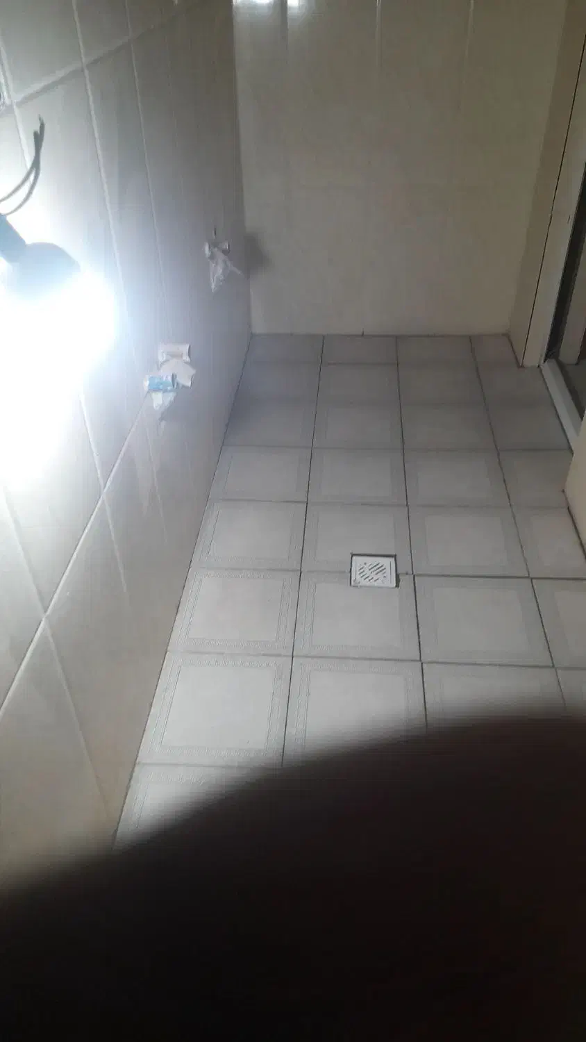 کاشی کار داخلی و بیرون و نما|خدمات پیشه و مهارت|سراوان, |دیوار