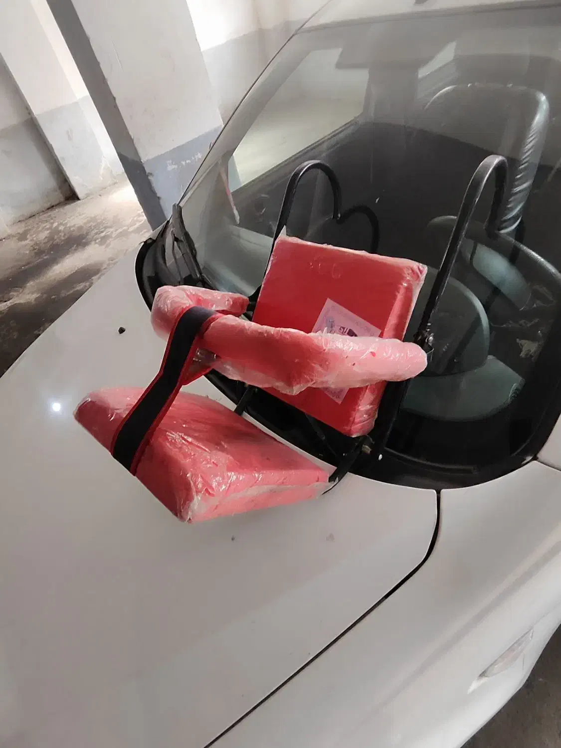 صندلی کودک|تخت و صندلی بچه|مرند, |دیوار