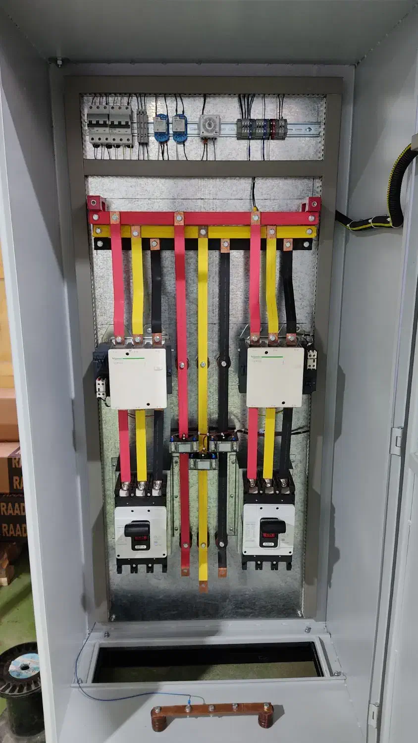 عیب یابی تعمیر و مونتاژ تابلو برق دستگاه صنعتی|خدمات پیشه و مهارت|هشتگرد, ینگی امام|دیوار